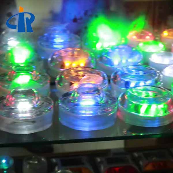 <h3>High Quality White Solar road stud reflectors For Motorway</h3>
